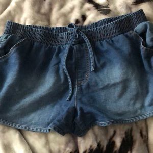 Stretchy jean shorts